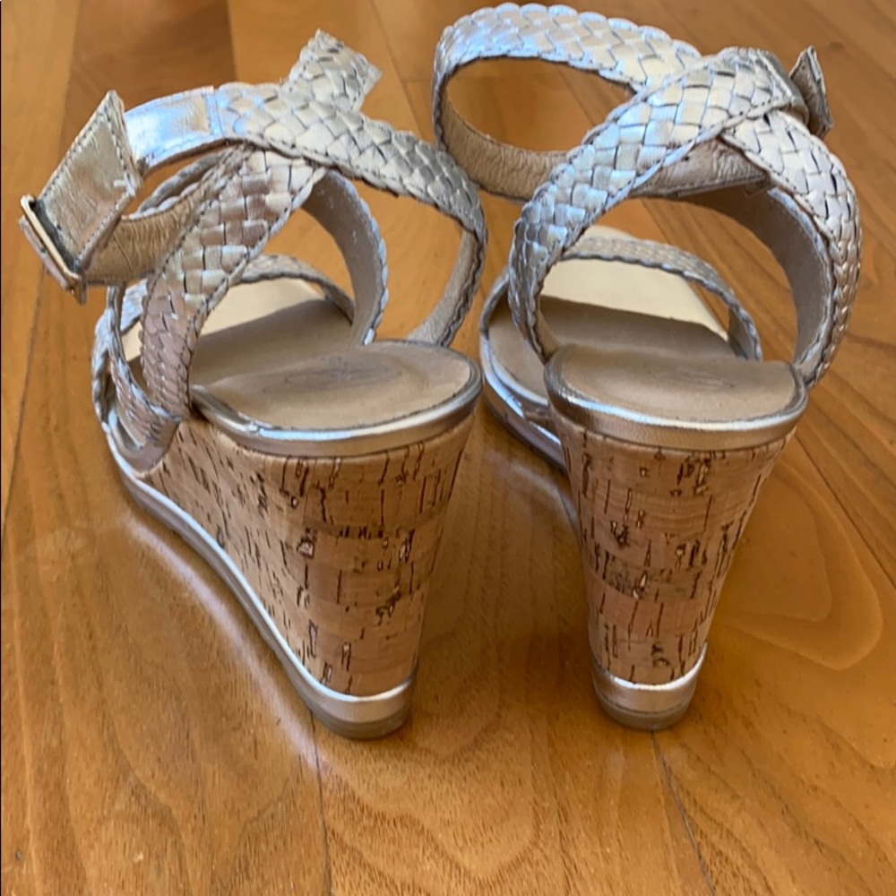 Donald Pliner sandals - Picture 7 of 16
